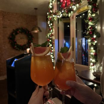 Bar Revival - Revival spritz - Cocktail Bars Near Me - New York, New York Bar Revival - Revival spritz - Cocktail Bars Near Me - New York, New York