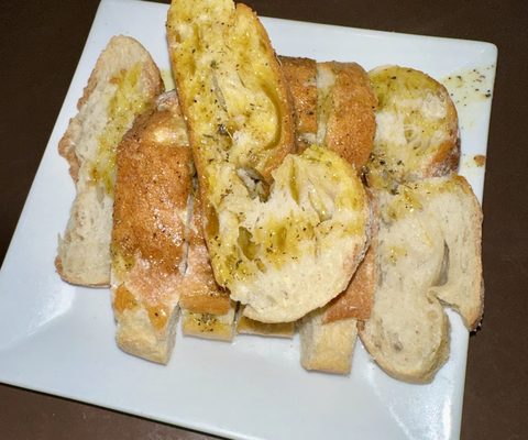 Agliolio ~ a FRESH Take on Italian by null