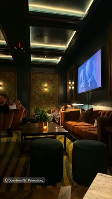 Pluma Lounge by null