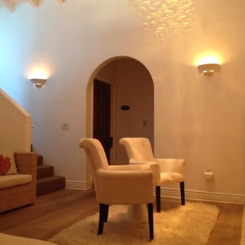 Float Luxury Spa - Beautiful, elegant and comfy waiting area with a fireplace, snacks and magazines. - Day Spas Near Me - Santa Barbara, California Float Luxury Spa - Beautiful, elegant and comfy waiting area with a fireplace, snacks and magazines. - Day Spas Near Me - Santa Barbara, California