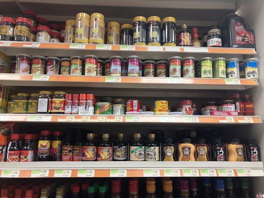 Chinatown Supermarket of Manhattan 新中華超市 by null