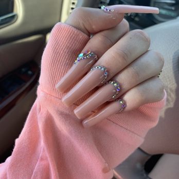 Queen B Nails - Nail Salons Near Me - Camas, Washington Queen B Nails - Nail Salons Near Me - Camas, Washington