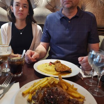 Bô Zinc - Steak and fries and chicken breast meal - Brasseries Near Me - Paris, 75