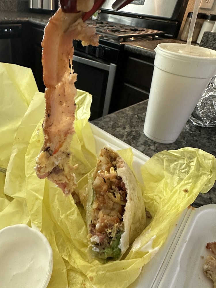 SUNNY & FINE’S BREAKFAST BURRITOS Updated July 2024 546 N Eastern