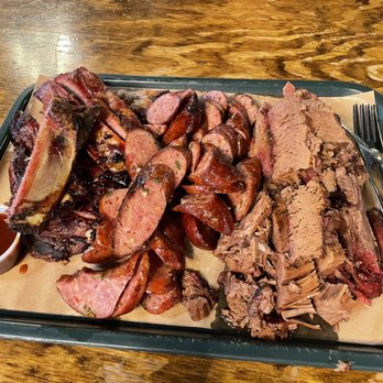 Hard Eight BBQ - 4.5 pounds of meat ( ribs, jalapeño sausages, briskets) - Barbeque Near Me - The Colony, Texas Hard Eight BBQ - 4.5 pounds of meat ( ribs, jalapeño sausages, briskets) - Barbeque Near Me - The Colony, Texas