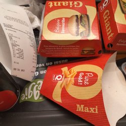 Quick - Gute Pommes, gute Burger - alles chillig und Duo Menü für 10 Euronen :)