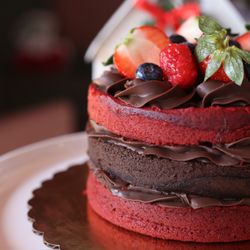 Cherry Moon Coffee & Bakery - Chocolate Lovers.
Red Velvet and Chocolate Cake.
