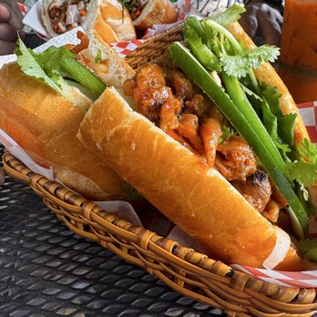 Le’s Banh Mi - Cafes Near Me - Honolulu, Hawaii Le’s Banh Mi - Cafes Near Me - Honolulu, Hawaii