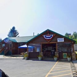 Alpine Lodge - Nice place to stay in Red Lodge. Love this place.
