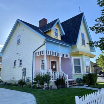 The Real UP House - 05.24.20 from Pixar's animated movie "UP" - Local Flavor Near Me