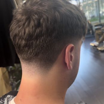 Dapper Don Barber Lounge - Haircut - Barbers Near Me - Costa Mesa, California