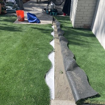 SJ Yard Works - Edges were cut in a S pattern to make it disappear. - Landscaping Near Me SJ Yard Works - Edges were cut in a S pattern to make it disappear. - Landscaping Near Me