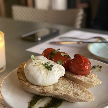Sixty Vines - Burrata - Wine Bars Near Me - Winter Park, Florida Sixty Vines - Burrata - Wine Bars Near Me - Winter Park, Florida