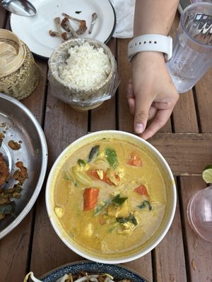 Gai Noi by null