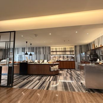 Sheraton Manila Hotel - Sheraton Club - Hotels Near Me - Pasay City, NCR Sheraton Manila Hotel - Sheraton Club - Hotels Near Me - Pasay City, NCR