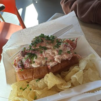 Bite Into Maine - Maineiac Roll - Seafood Near Me - Portland, Maine