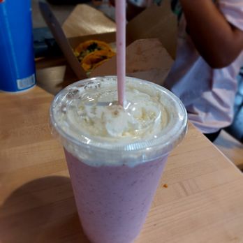 Limón Taqueria - Strawberry shake - Tacos Near Me - Indianapolis, Indiana Limón Taqueria - Strawberry shake - Tacos Near Me - Indianapolis, Indiana