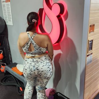 HOTWORX- Seattle, WA - Interbay - Queen Anne - What a complimentary logo for this photo op! - Pilates Near Me - Seattle, Washington HOTWORX- Seattle, WA - Interbay - Queen Anne - What a complimentary logo for this photo op! - Pilates Near Me - Seattle, Washington