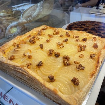 Moulin - Apple Pie - Bakeries Near Me - Newport Beach, California