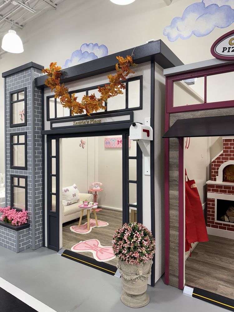 UDLC Play Place Logo