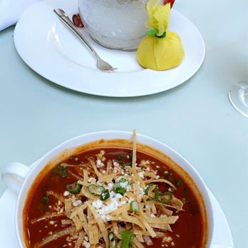 Polo Lounge - Tortilla soup and shrimp cocktail - New American Near Me - Beverly Hills, California