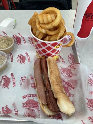 Walter's Hot Dogs by null