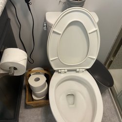 Dusty Diamond Cleaning - After photo of toilet
