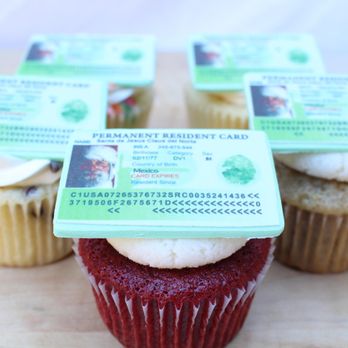 Renee's Bakery - Custom holiday business gift for an immigration law firm...exceeded my expectations! - Desserts Near Me Renee's Bakery - Custom holiday business gift for an immigration law firm...exceeded my expectations! - Desserts Near Me
