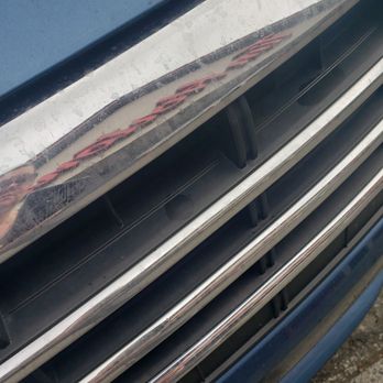 Park'n Fly Valet Parking - Covered in heavy layer of dust and brown liquid - Parking Near Me - Richmond, British Columbia