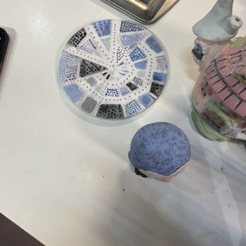 The Painting Panda Pottery Studio - Wife's painting of a plate - Paint-Your-Own Pottery Near Me - Tacoma, Washington The Painting Panda Pottery Studio - Wife's painting of a plate - Paint-Your-Own Pottery Near Me - Tacoma, Washington