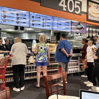 Lowe’s West Texas BBQ - People were lining up to get some BBQ. - Barbeque Near Me - Colorado City, Texas Lowe’s West Texas BBQ - People were lining up to get some BBQ. - Barbeque Near Me - Colorado City, Texas