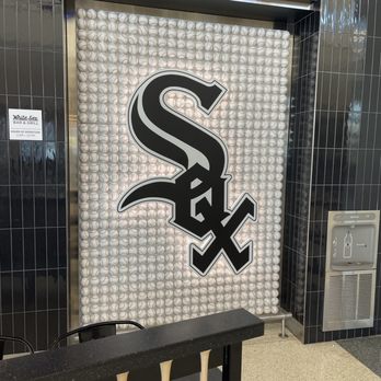 White Sox Grill - Bars Near Me - Chicago, Illinois White Sox Grill - Bars Near Me - Chicago, Illinois
