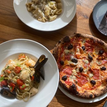 Locale Aurora - Mushroom pasta, seafood linguine, and pizza - Italian Near Me - Aurora, Ontario Locale Aurora - Mushroom pasta, seafood linguine, and pizza - Italian Near Me - Aurora, Ontario