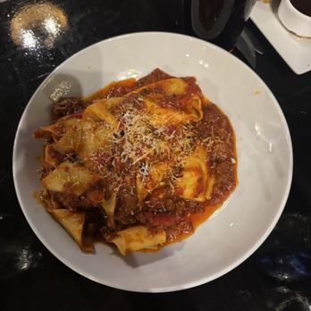 Lake House - Wine Bars Near Me - Cornelius, North Carolina