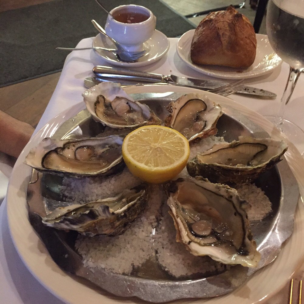 Chez Françoise - French Near Me - Paris, 75