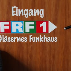 Friesischer Rundfunk - Hier hinein