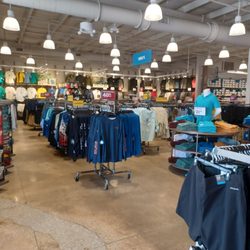 Columbia Factory Store - Big spacious store