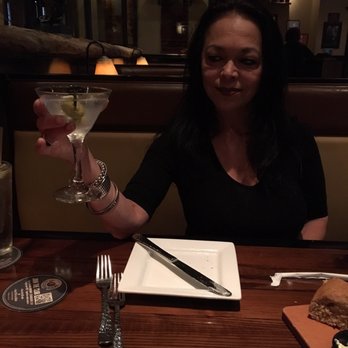 LongHorn Steakhouse - Cheerers!! - Steakhouses Near Me - Manchester, Connecticut