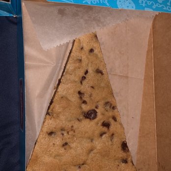 Mrs Fields - Dallas - a slice of chocolate chip cookie in a box - Bakeries Near Me - Dallas, Texas Mrs Fields - Dallas - a slice of chocolate chip cookie in a box - Bakeries Near Me - Dallas, Texas