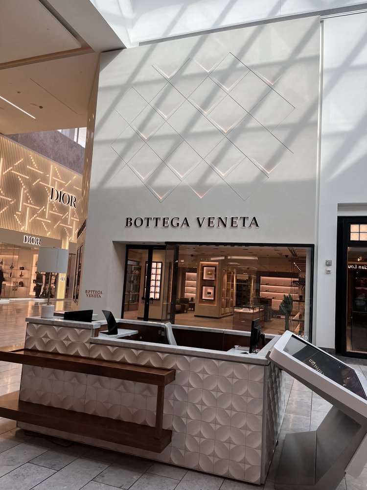 Bottega Veneta gift card