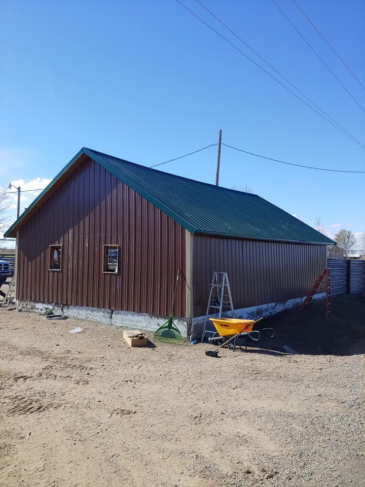 Slide of DG Roofing & Construction