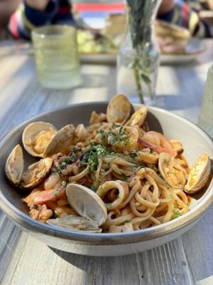 Pazza Market & Cucina by null