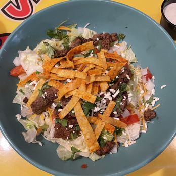 Fuzzy's Taco Shop - Fajita Steak Salad - Mexican Near Me - Lakeland, Florida Fuzzy's Taco Shop - Fajita Steak Salad - Mexican Near Me - Lakeland, Florida