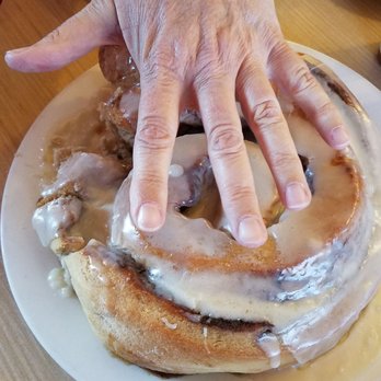 Red Rock Cafe - 3 lb cinnamon roll - Breakfast & Brunch Near Me - Sedona, Arizona Red Rock Cafe - 3 lb cinnamon roll - Breakfast & Brunch Near Me - Sedona, Arizona