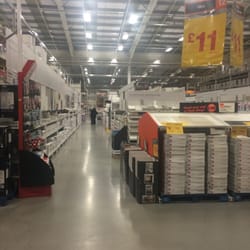 B&Q - Oooh tiles...