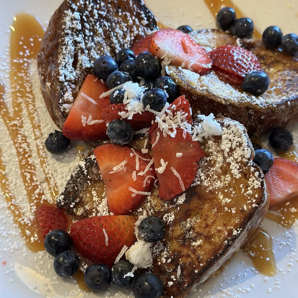 Broken Yolk Cafe - Tiki toast - Breakfast & Brunch Near Me - El Centro, California