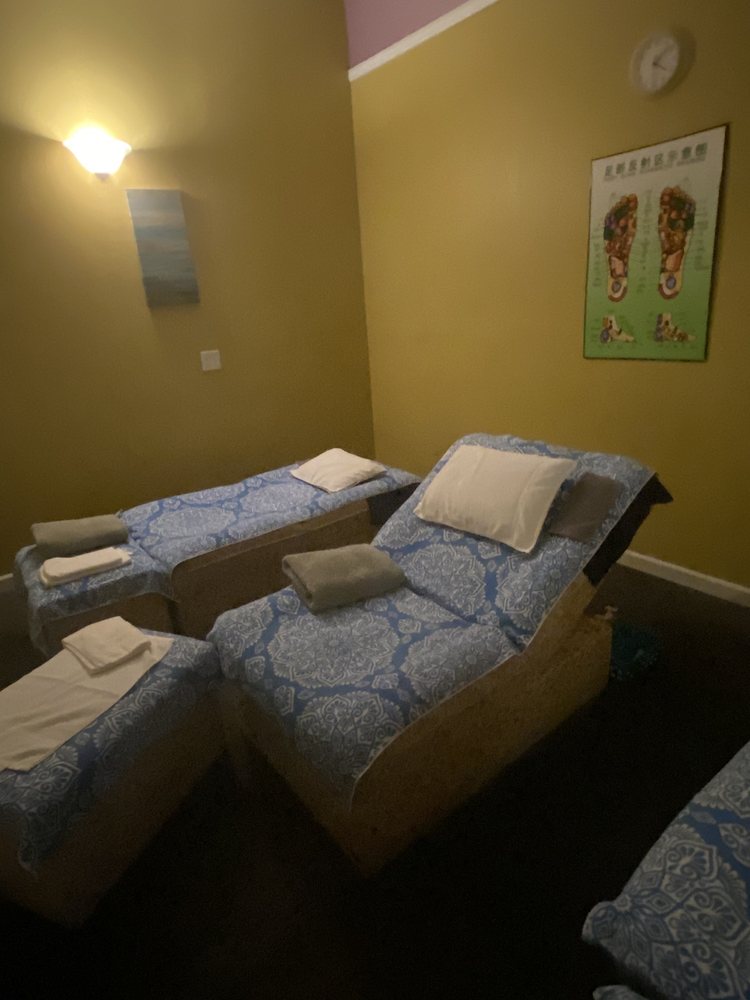 FOOT JOY MASSAGE Updated August 2024 36 Photos & 35 Reviews 1055