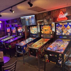 Fast Eddie's MOAB - Pinball machines