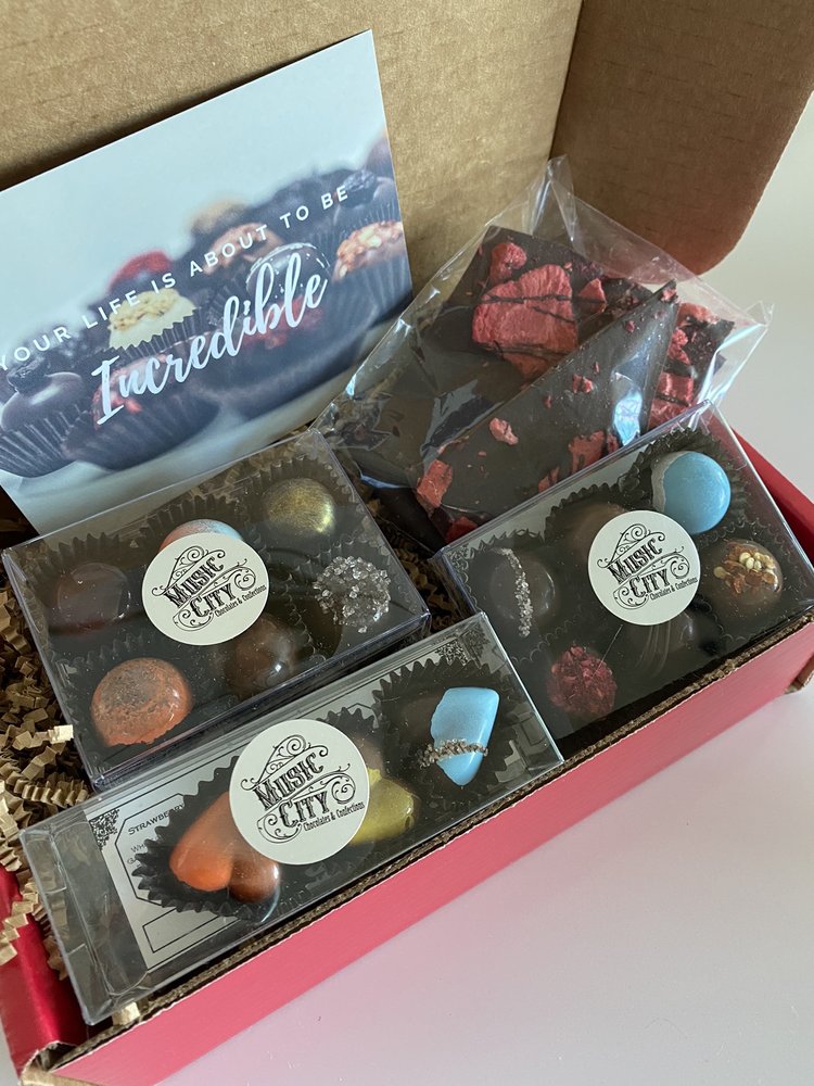 Music City Chocolates & Confections Logo
