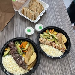 Pinelopi's Greek Kitchen - Beef and chicken platter